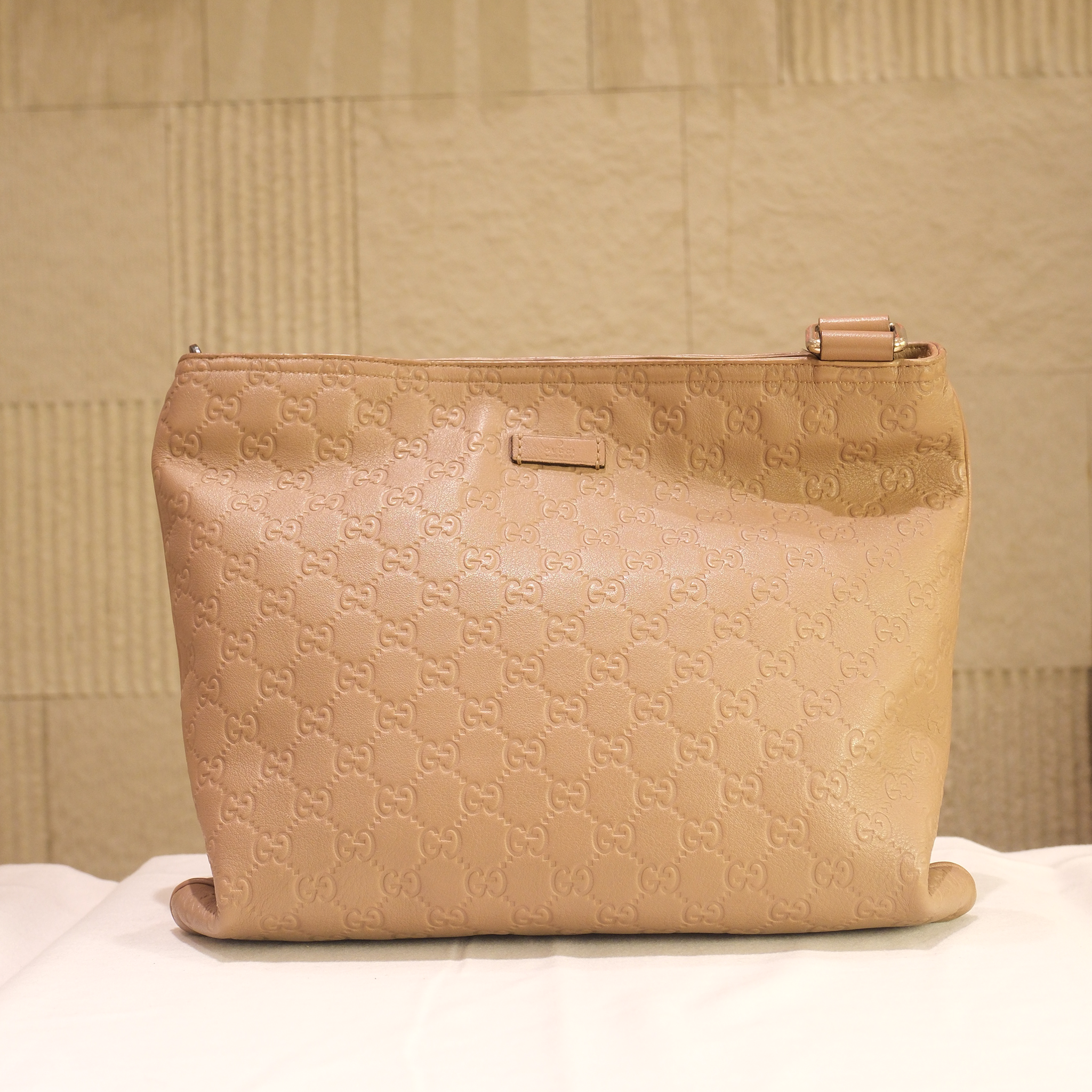 Gucci Guccissima Leather Cross Body Bag