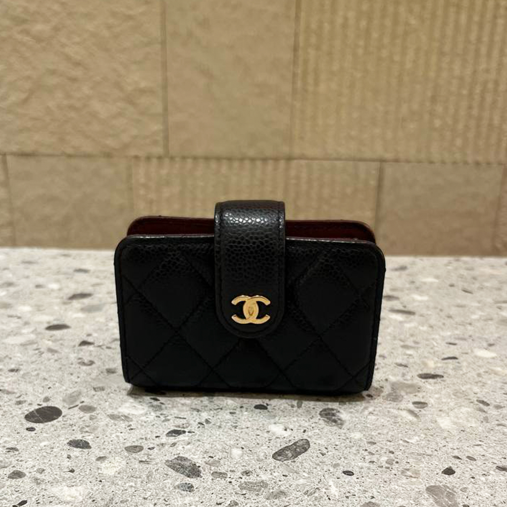 Chanel Caviar Quilted Gusseted Card Holder Black