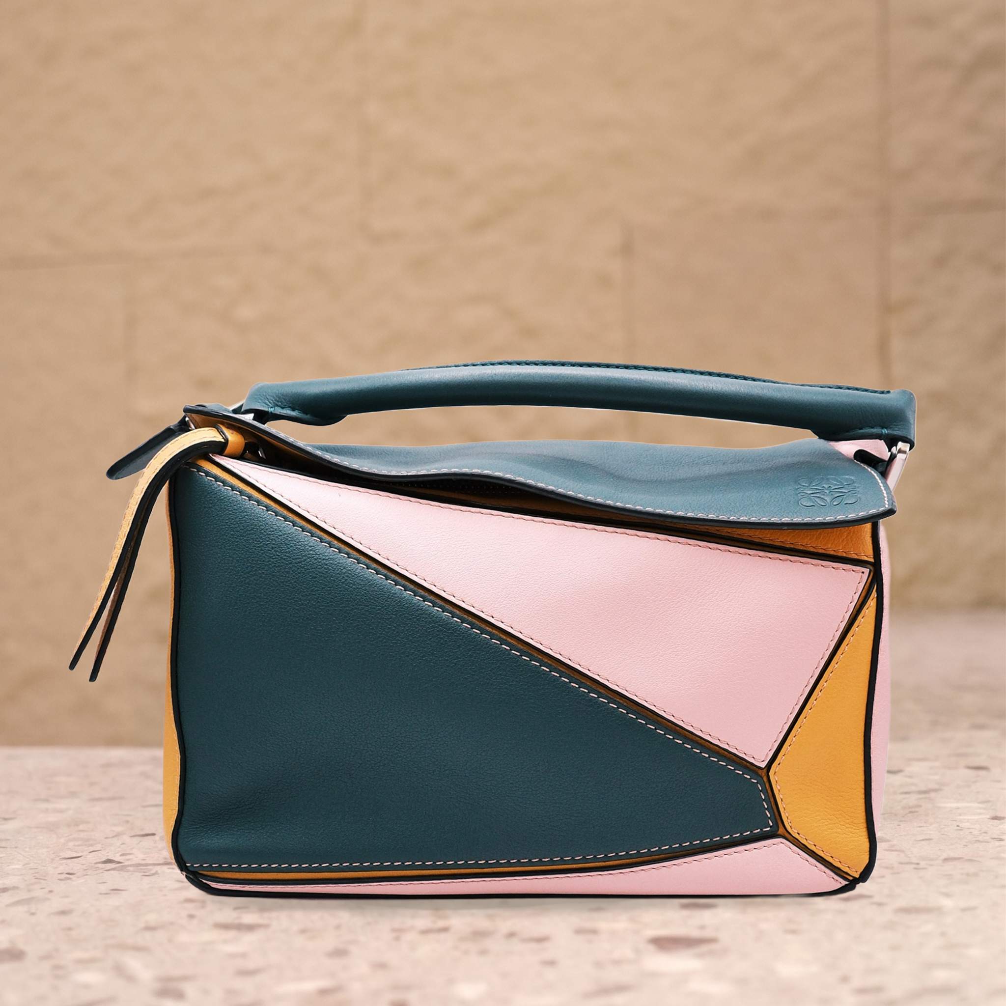 Loewe Puzzle Bag (Tricolor)
