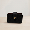 Chanel Caviar Quilted Gusseted Card Holder Black